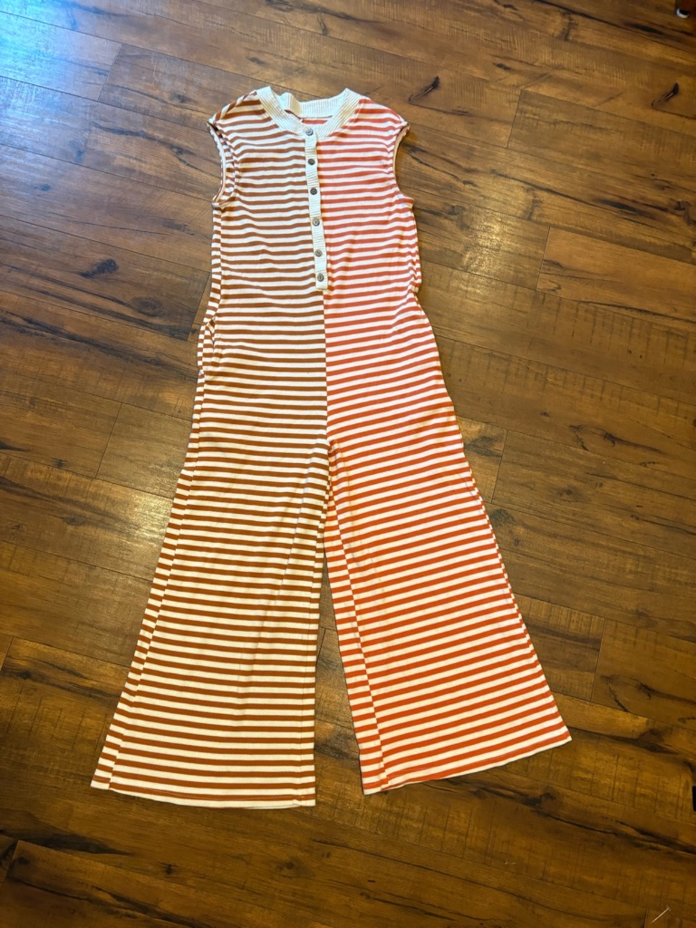 Women’s Two Toned Striped Romper Orange White Size Small Loose Wide Leg